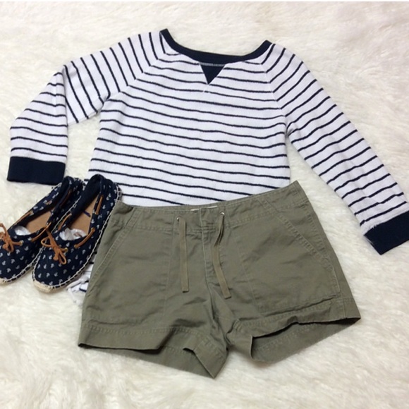 GAP Pants - GAP CARGO SHORTS